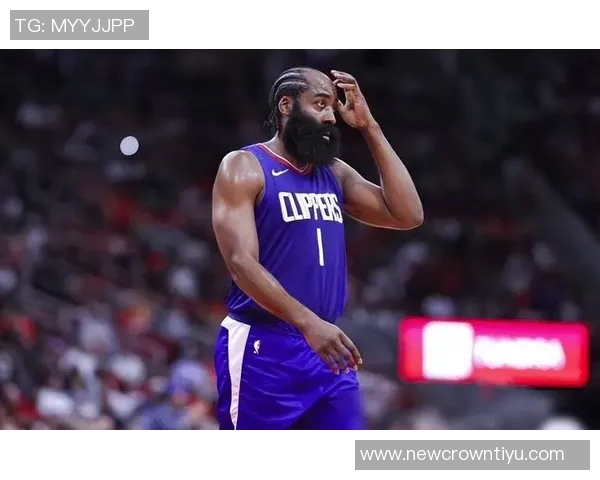 泰伦卢称赞莱昂纳德身体状态良好期待球队能持续保持最佳状态