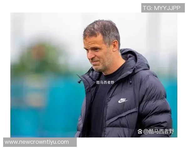 热刺女足主帅称西蒙尼成功证明内在品质超越金钱的重要性