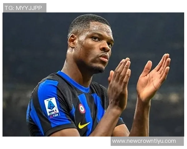 穆尼奥斯膝盖手术后水晶宫冬窗计划引进新右翼卫