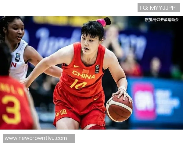 斯卢茨基赛后感慨双方实力相当遗憾未能全取三分的比赛总结